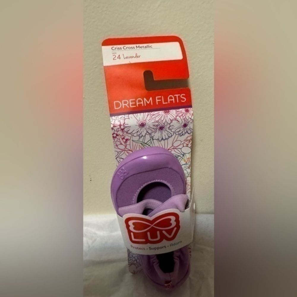 LUV footwear size 7.5/8 Lavender - Girls